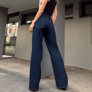 Aritzia Denim Forum NWT The Coco High Rise Wide Leg